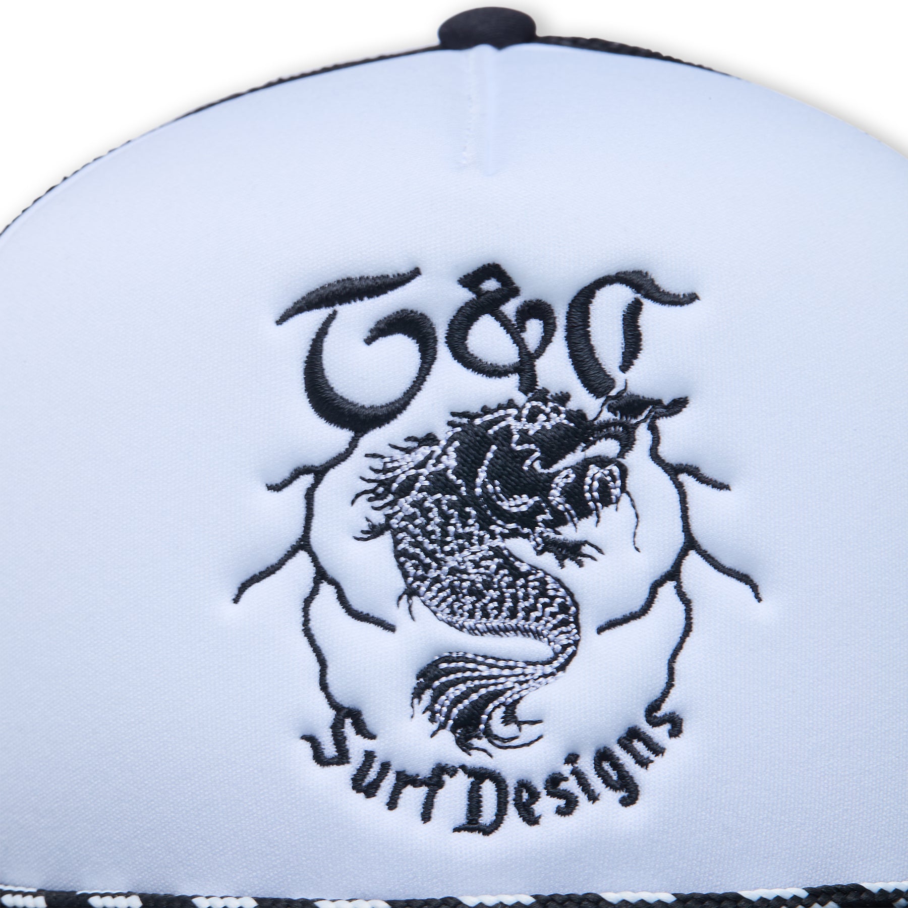 Boné Trucker em Espuma Koi da T&C Surf Designs - Preto