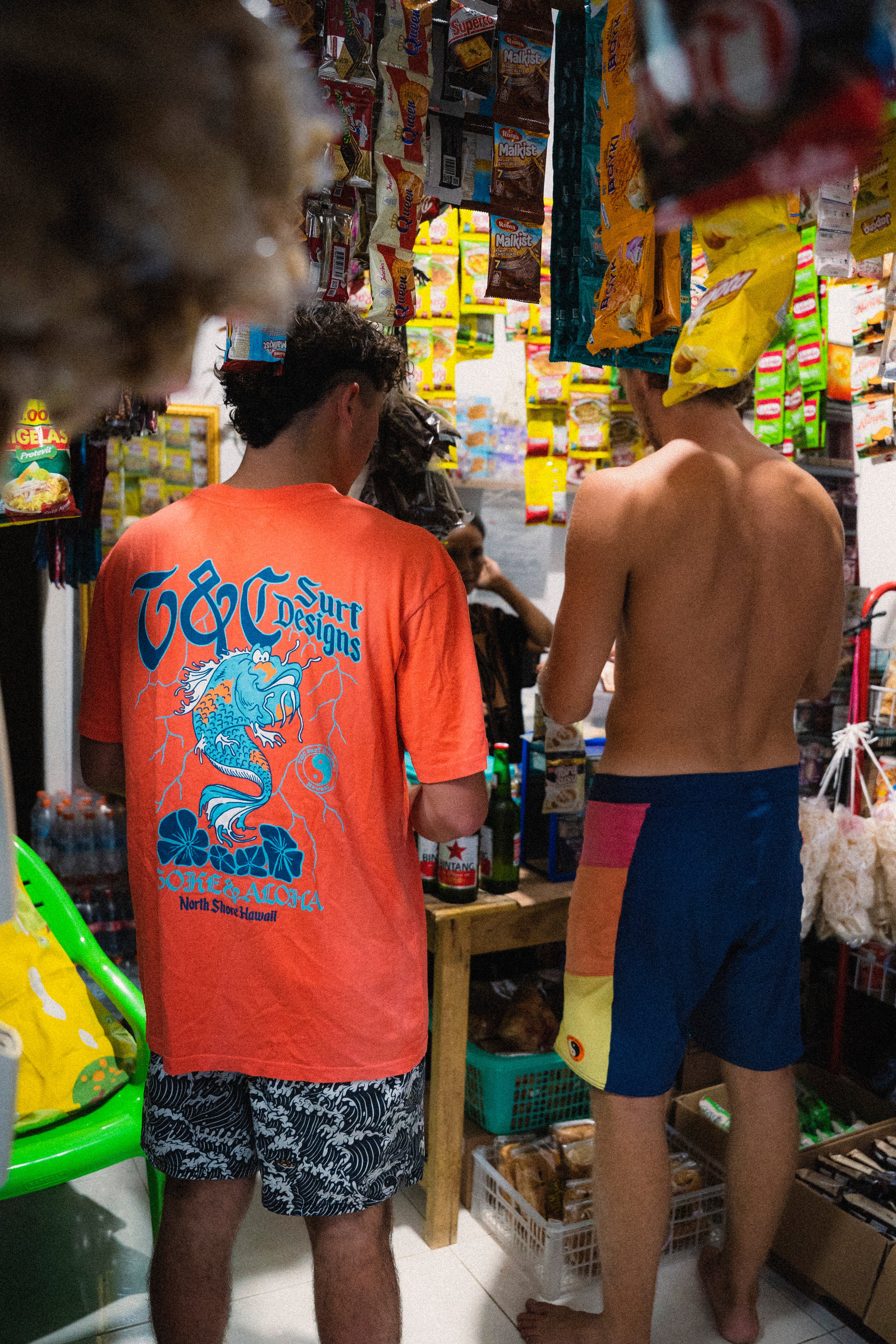 T-shirt de manga curta T&C Surf Designs Funco Koi - Vermelha (usada)