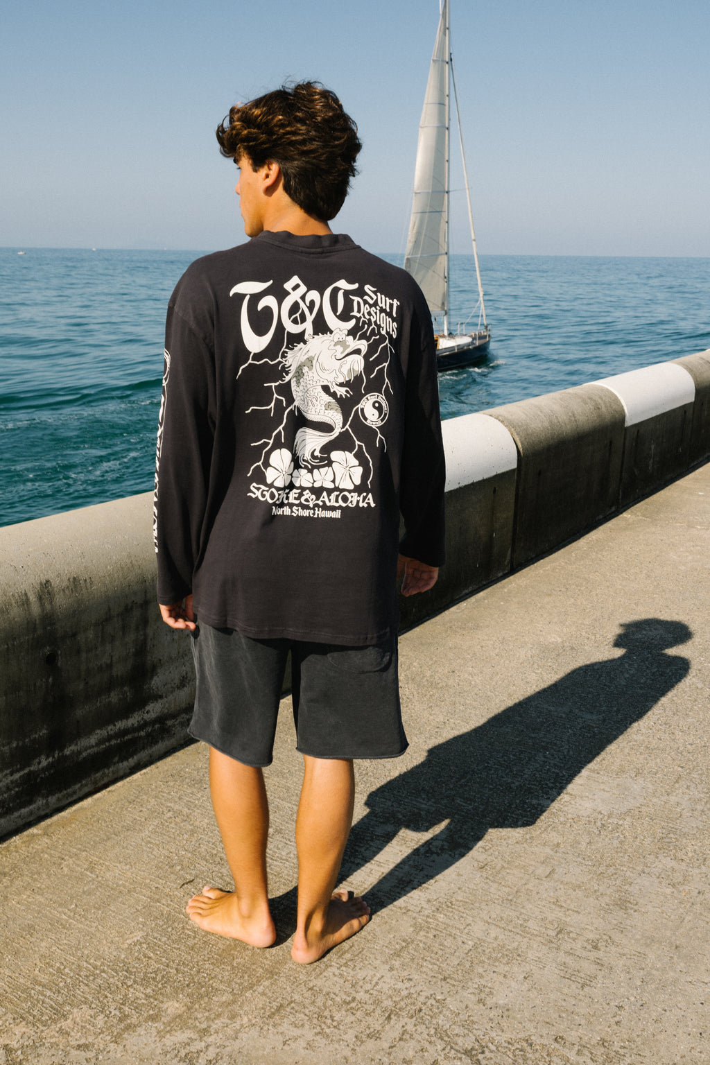 T-shirt de manga comprida T&C Surf Designs Koï Lightning - Preto Militar