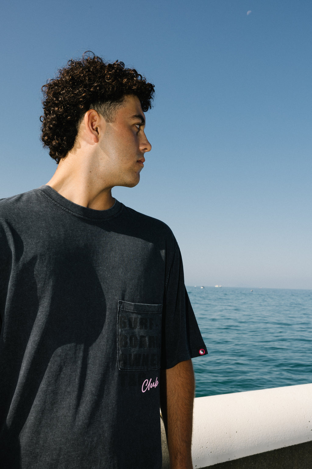 T-shirt de manga curta T&C Surf Designs Owner - Preto