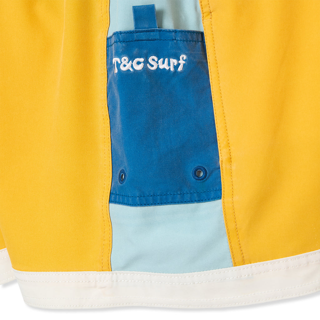 T&amp;C Surf Designs Beach Park 18" Beach Short-Sunflower